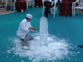 Ice carving